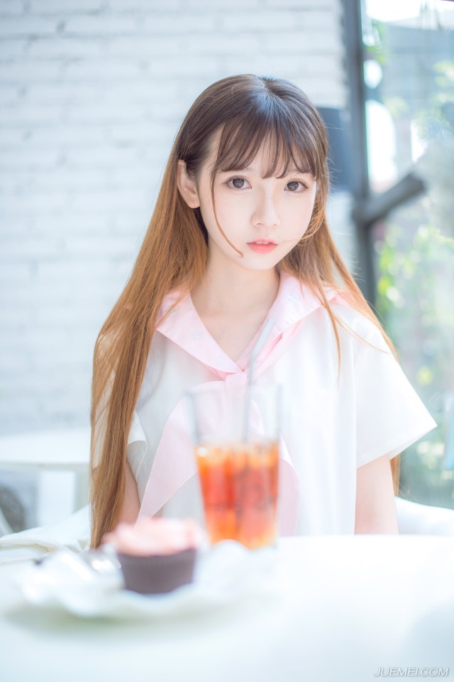 “这……”斥候苦涩的看了邓贤一眼。
